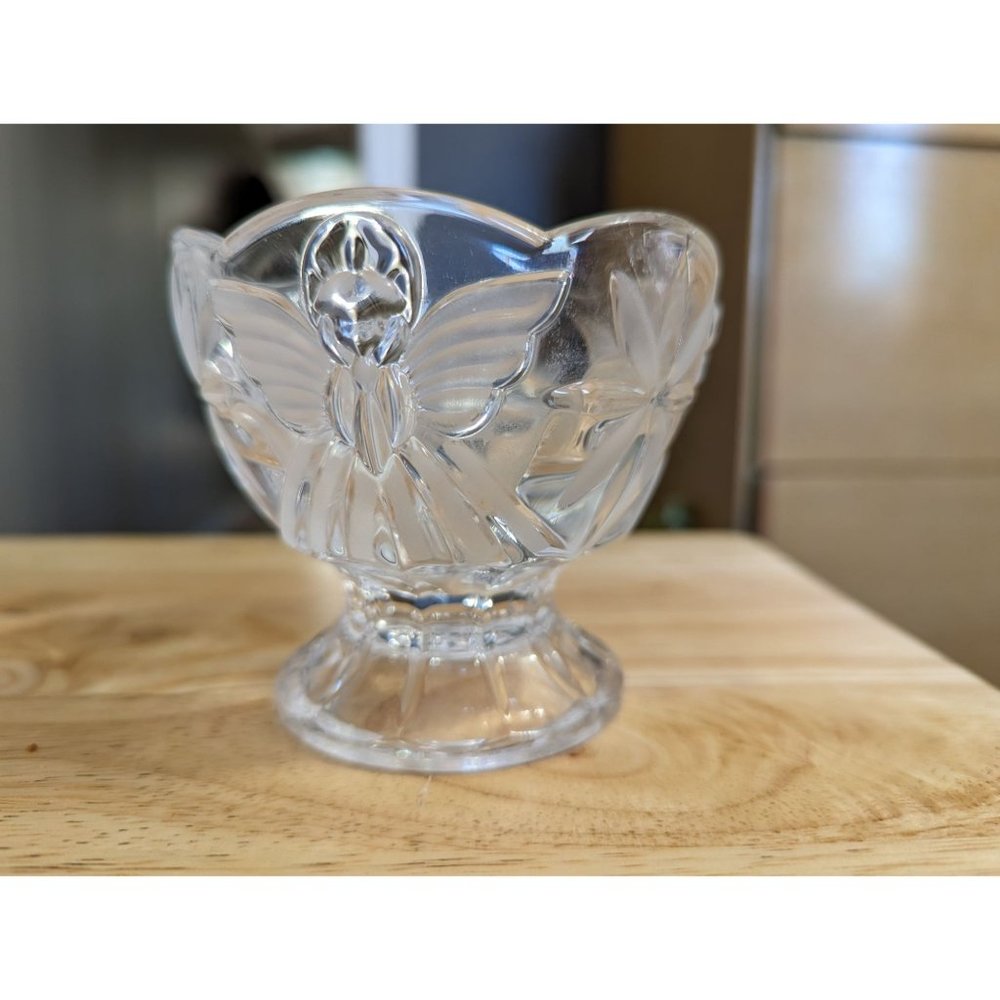 Gibson Angel & Nativity Star crystal satin &‎ clear candle / Candy dish 3 inch
